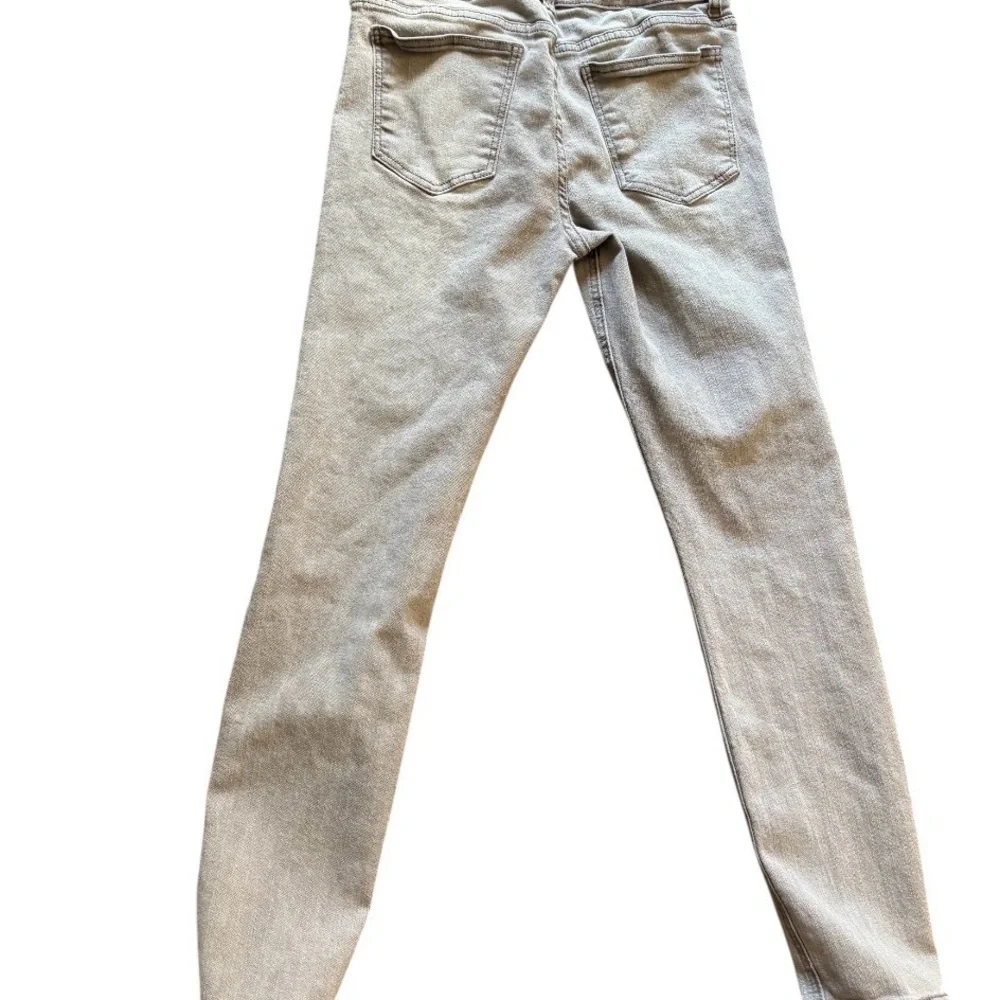 Slim Fit‎ Gray Denim Jeans Forever 21 Casual Streetwear Size 31 Moto